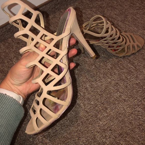 Y - Caged heels - Picture 2 of 3